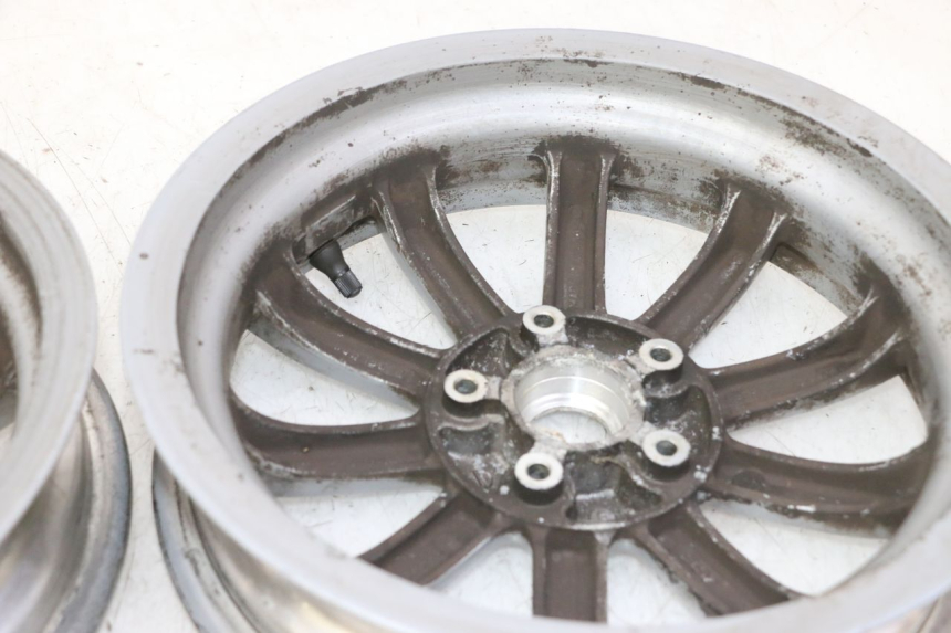 photo de PAR LLANTA PIAGGIO MP3 LT 300 (2010 - 2016)