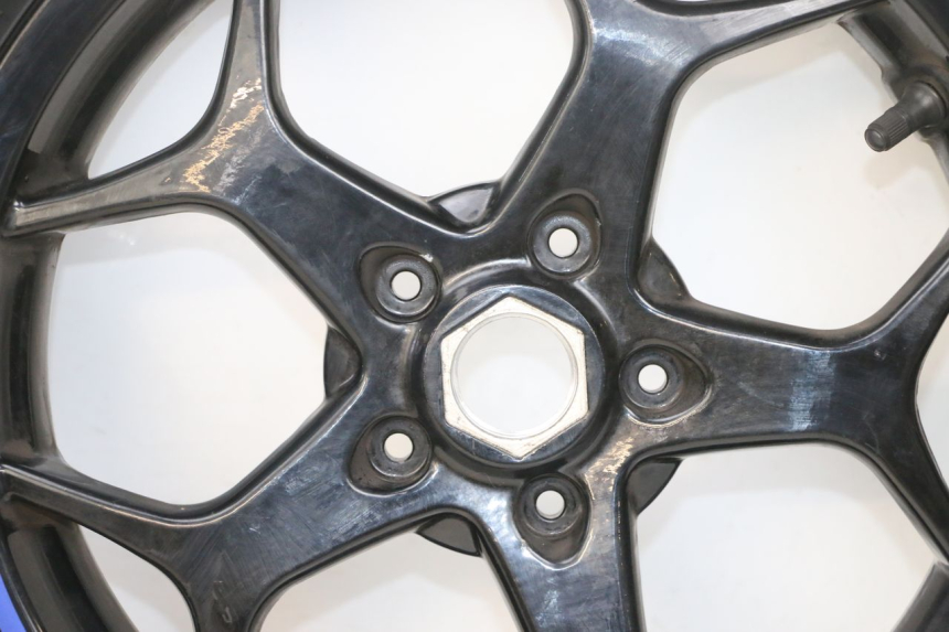 photo de PAR LLANTAS PIAGGIO MP3 500 (2016 - 2018) - Ángulo de visión alternativo