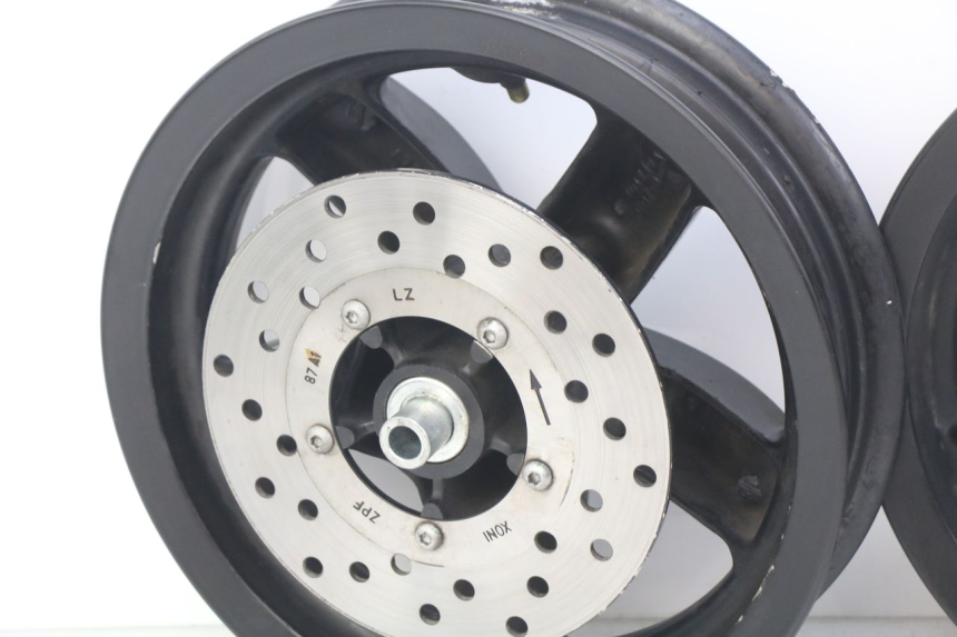 photo de PAR LLANTA PIAGGIO ZIP 4T 50 (2018 - 2020)
