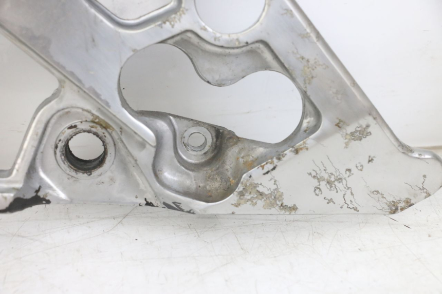 photo de PAR PLATINA DELANTERA DEL PIE YAMAHA FJ 3CX 1200 (1986 - 1996)