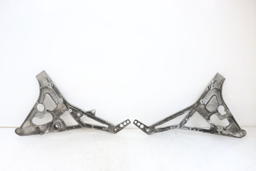 photo de PAR PLATINA DELANTERA DEL PIE YAMAHA FJ 3CX 1200 (1986 - 1996)
