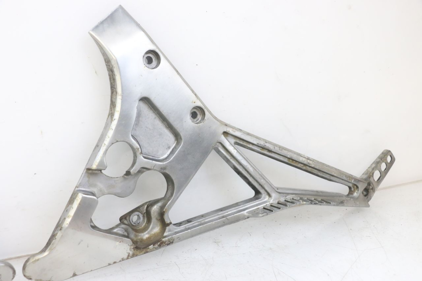 photo de PAR PLATINA DELANTERA DEL PIE YAMAHA FJ 3CX 1200 (1986 - 1996)