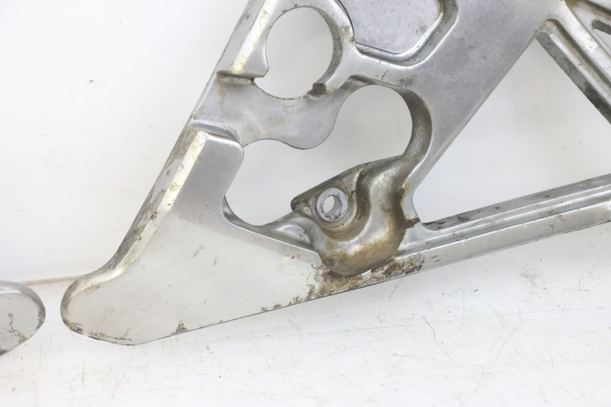 photo de PAR PLATINA DELANTERA DEL PIE YAMAHA FJ 3CX 1200 (1986 - 1996)