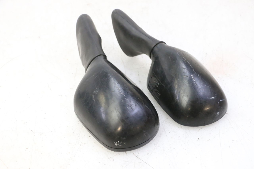 photo de RETROVISORES HONDA CBR F SC25 1000 (1989 - 1992) - Primer plano técnico