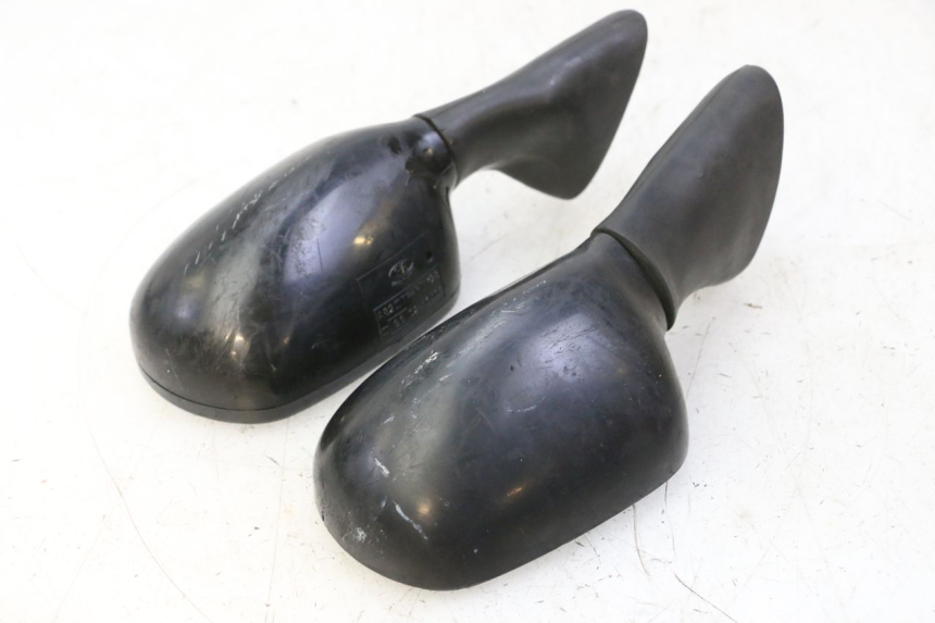 photo de RETROVISORES HONDA CBR F SC25 1000 (1989 - 1992) - Estado de la superficie y material