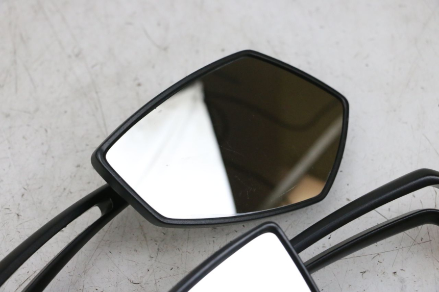 photo de RETROVISORES KAWASAKI ZR 7 750 (1999 - 2001) - Detalle de la pieza