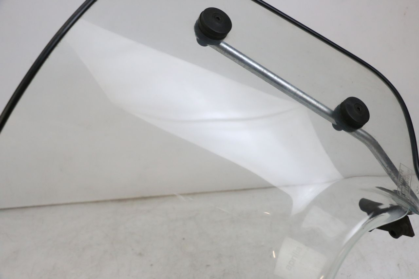 photo de PARABRISAS APRILIA SCARABEO GT 125 (1999 - 2007)