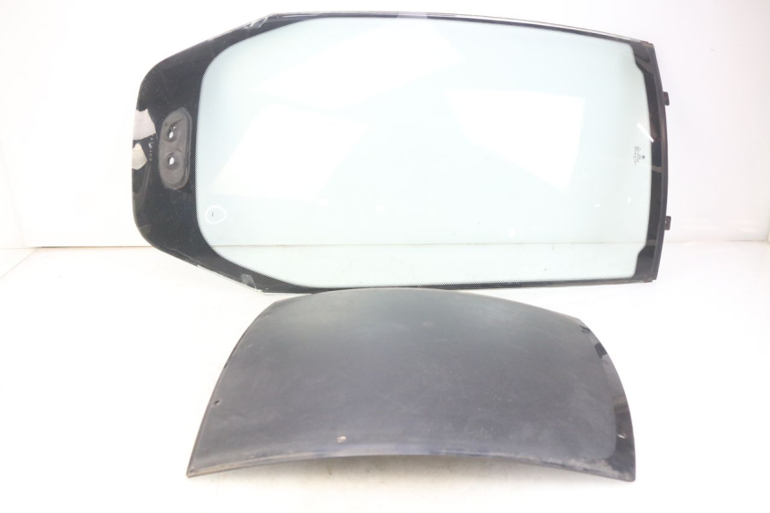 photo de PARABRISAS BMW C1 125 (2000 - 2003)