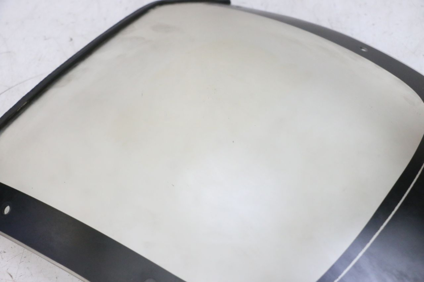 photo de PARABRISAS KAWASAKI GPX R WARBIRD 600 (1988 - 1993) - Primer plano técnico
