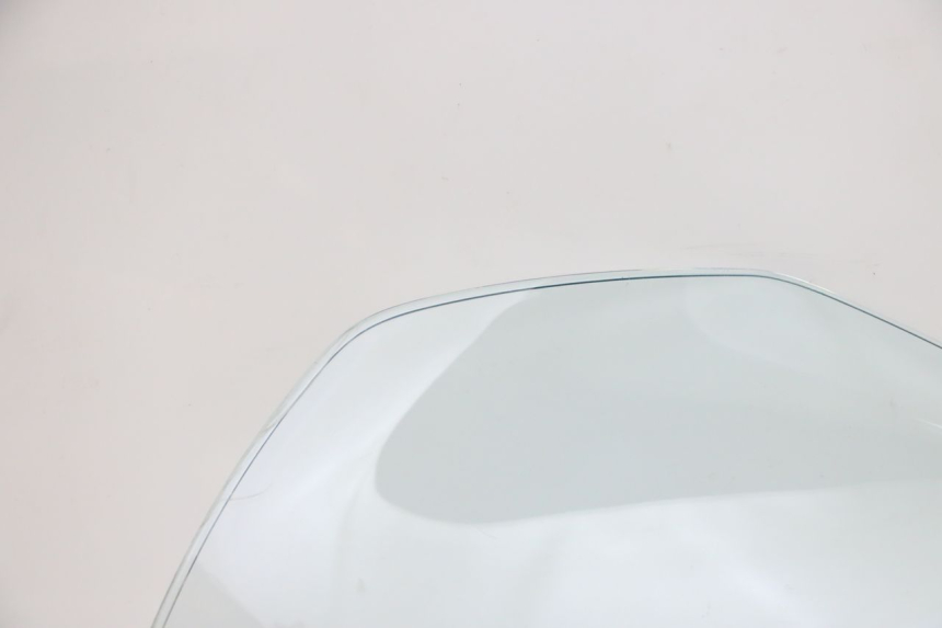 photo de PARABRISAS PIAGGIO MP3 LT 300 (2010 - 2016) - Inspección visual detallada