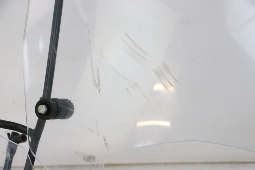 photo de PARABRISAS PEUGEOT E-VIVACITY 1 (2012 - 2018)