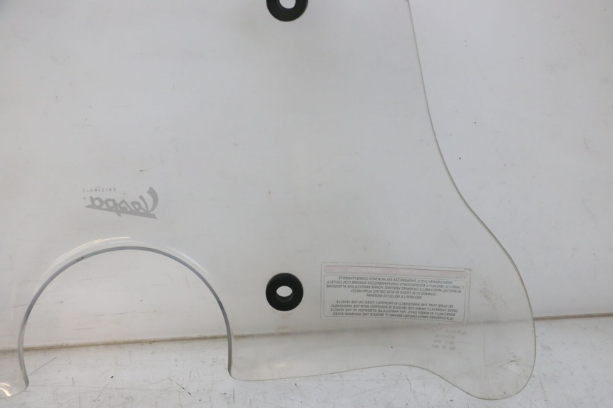 photo de PARABRISAS PIAGGIO VESPA LX IE 125 (2010 - 2012)
