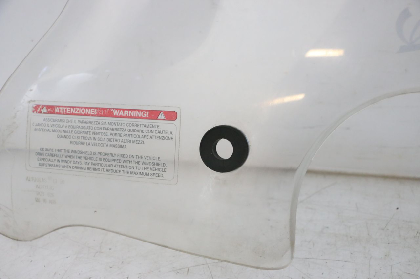 photo de PARABRISAS PIAGGIO VESPA LX IE 125 (2010 - 2012)