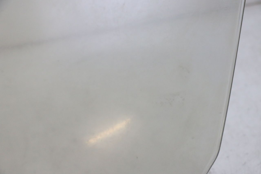photo de PARABRISAS PEUGEOT SATELIS 250 (2006 - 2012)