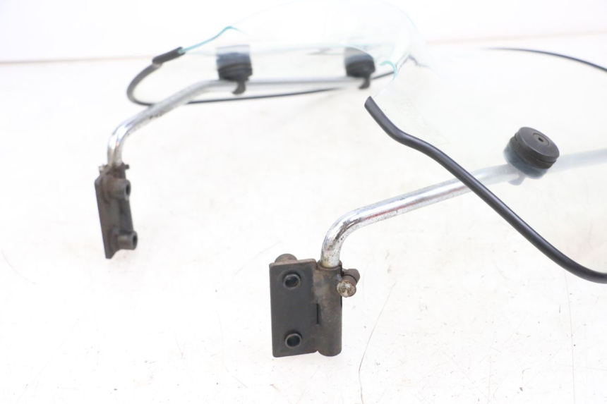 photo de PARABRISAS APRILIA SCARABEO GT 125 (1999 - 2007)