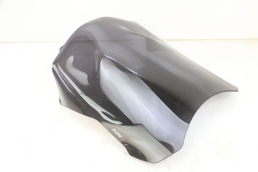 photo de PARABRISAS YAMAHA XMAX X-MAX 125 (2006 - 2009) - Detalles de los puntos de fijación