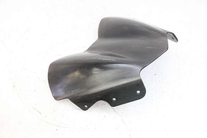 photo de PARABRISAS YAMAHA X-MAX XMAX 125 (2010 - 2013) - Primer plano de alta resolución