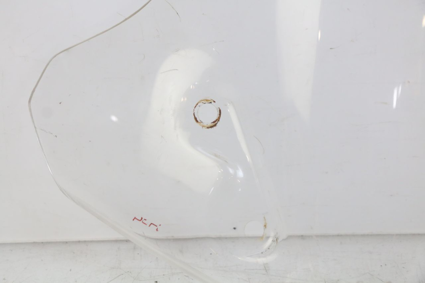 photo de PARABRISAS YAMAHA YP MAJESTY 125 (2007 - 2010)