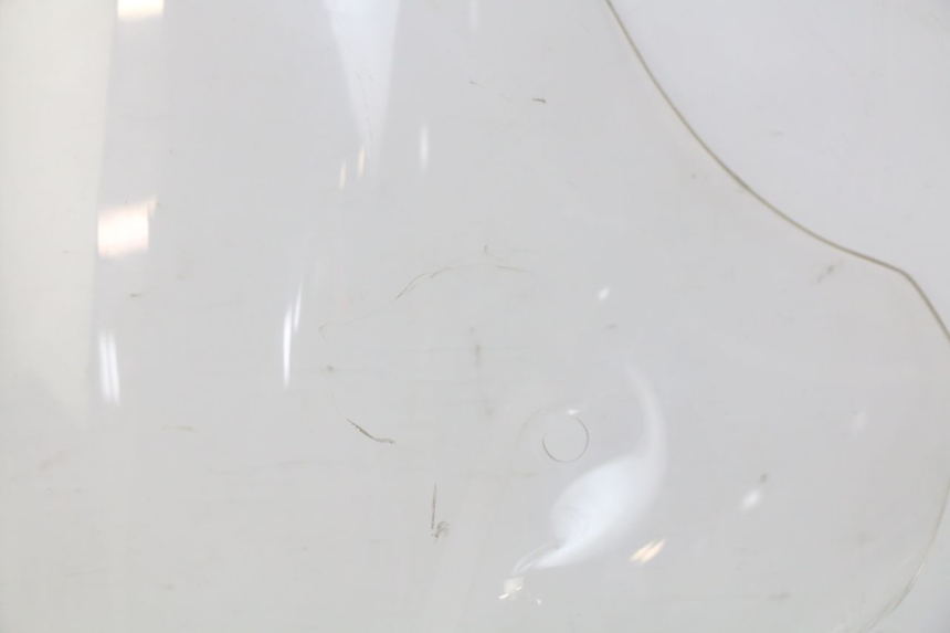 photo de PARABRISAS YAMAHA YP MAJESTY 125 (2007 - 2010)