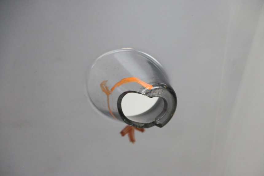 photo de PARABRISAS YAMAHA YP MAJESTY 125 (2002 - 2006) - Detalle de la pieza