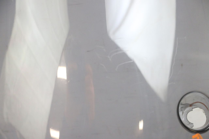 photo de PARABRISAS YAMAHA YP MAJESTY 125 (2002 - 2006) - Enfoque en la estructura