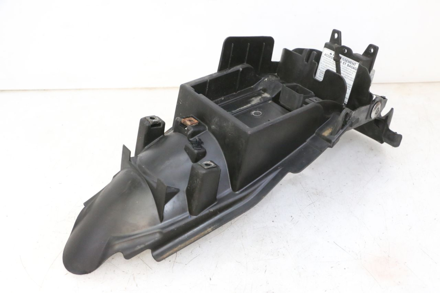 photo de PASE RUEDA TRASERO HONDA CBF 125 (2009 - 2015)