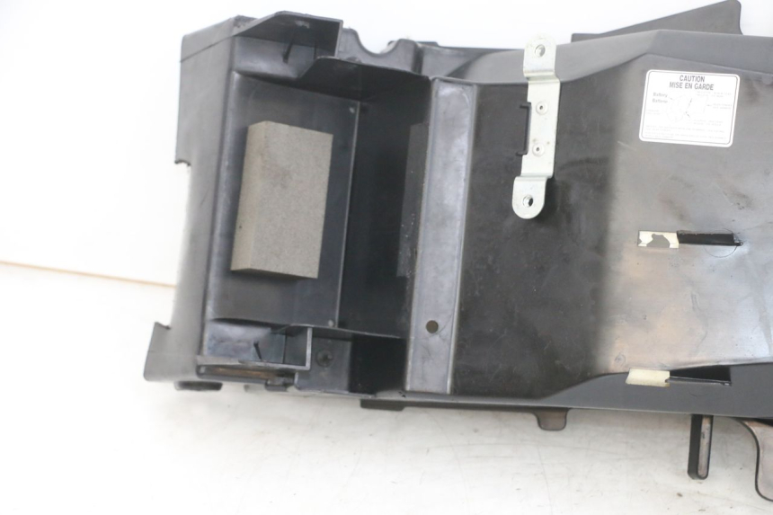 photo de PASE RUEDA TRASERO SUZUKI GSF N BANDIT 600 (1996 - 1999) - Zoom sobre los componentes