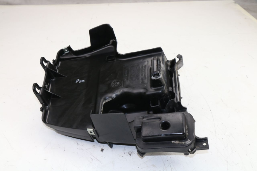 photo de PASE RUEDA TRASERO HONDA SCV LEAD 100 (2003 - 2007)