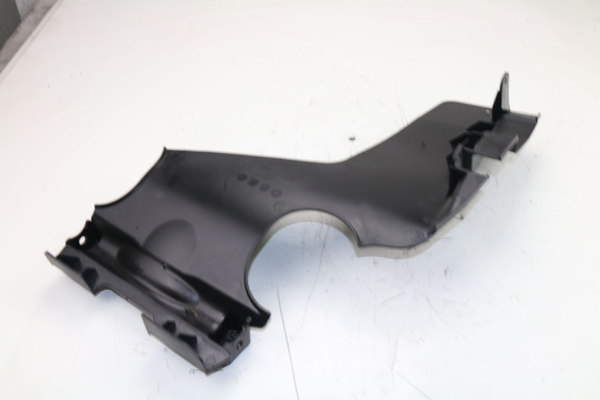 photo de PASE RUEDA TRASERO KAWASAKI J300 300 (2014 - 2017)