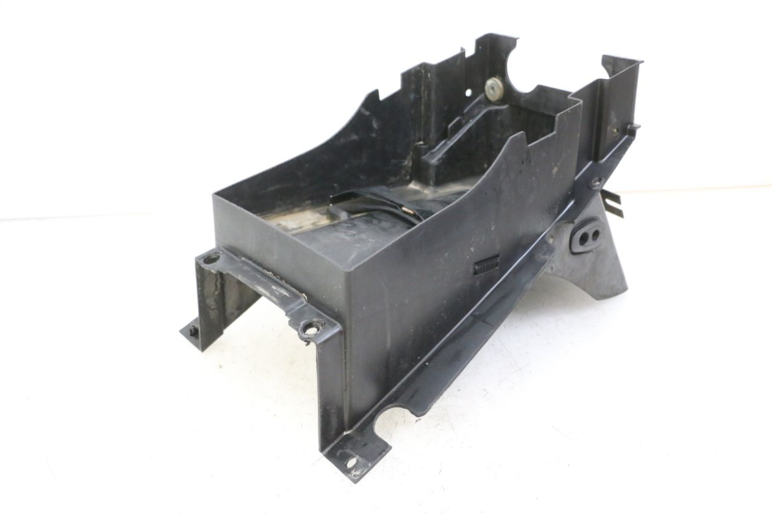 photo de PASE RUEDA TRASERO KAWASAKI ZR7 ZR-7 S 750 (1999 - 2004)