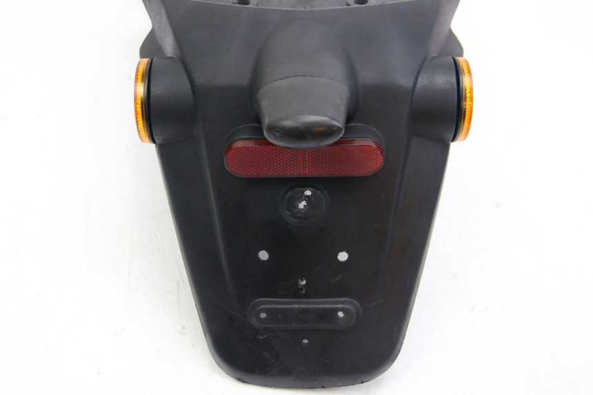 photo de PASE RUEDA TRASERO PEUGEOT KISBEE 2T 50 (2018 - 2022)