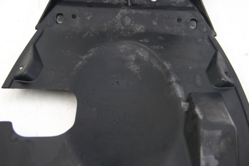 photo de PASE RUEDA TRASERO PEUGEOT KISBEE 2T 50 (2018 - 2022)