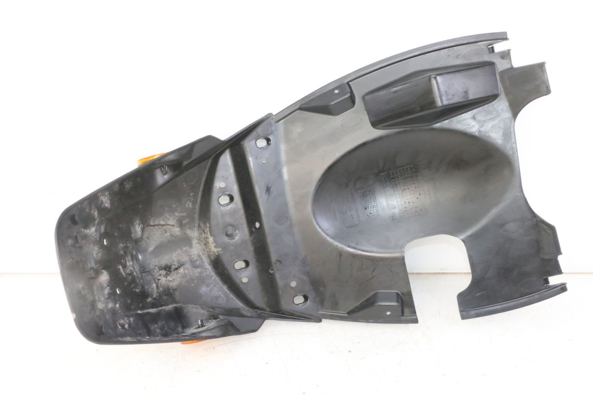 photo de PASE RUEDA TRASERO PEUGEOT KISBEE 2T 50 (2018 - 2022)