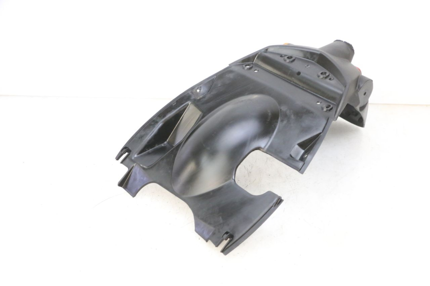 photo de PASO DE RUEDA TRASERO PEUGEOT KISBEE 4T 50 (2018 - 2022) - Primer plano técnico