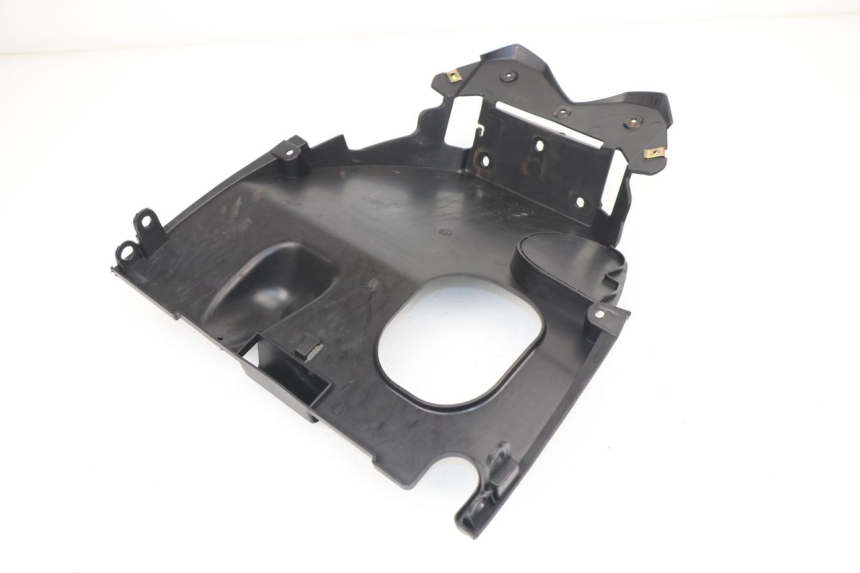 photo de PASE RUEDA TRASERO KYMCO AGILITY NAKED RENOUVO 4T 50 (2011 - 2017)