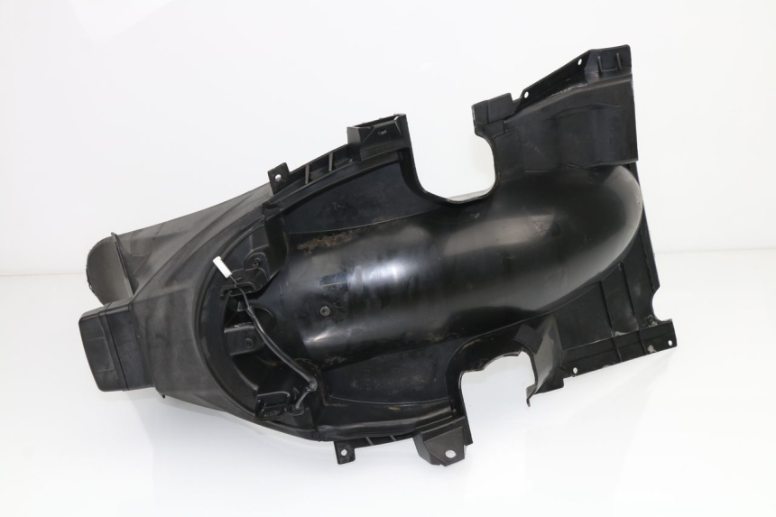 photo de PASE RUEDA TRASERO SUZUKI SIXTEEN 125 (2008 - 2010)