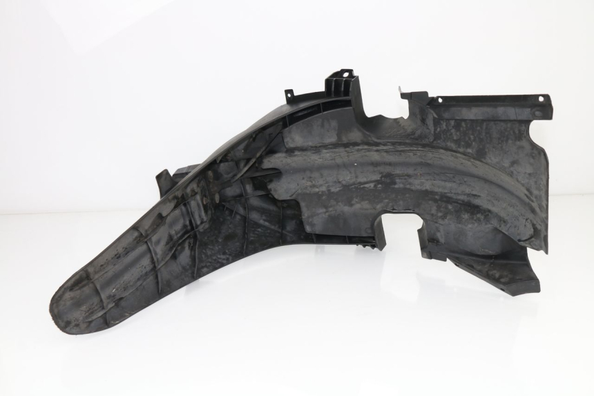 photo de PASE RUEDA TRASERO SUZUKI SIXTEEN 125 (2008 - 2010)