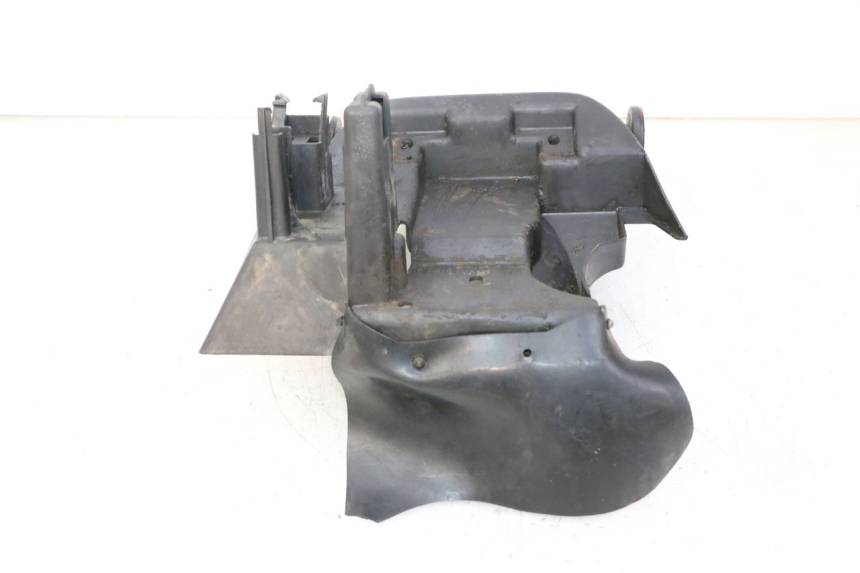 photo de PASE RUEDA TRASERO PEUGEOT SPEEDAKE 50 (1995 - 1997)