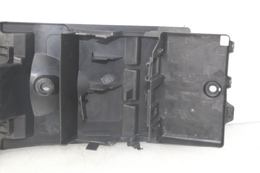 photo de PASE RUEDA TRASERO SUZUKI GSX-R GSXR 750 (2011 - 2016)