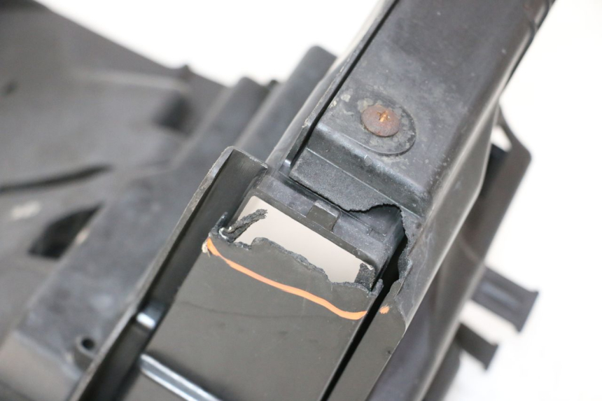 photo de PASE RUEDA TRASERO SUZUKI SV S 650 (2003 - 2009)