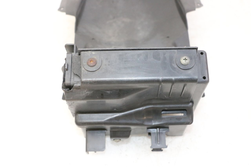photo de PASE RUEDA TRASERO SUZUKI SV S 650 (2003 - 2009)