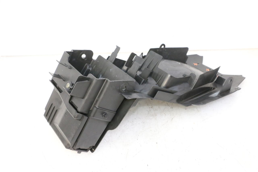 photo de PASE RUEDA TRASERO SUZUKI SV S 650 (2003 - 2009)