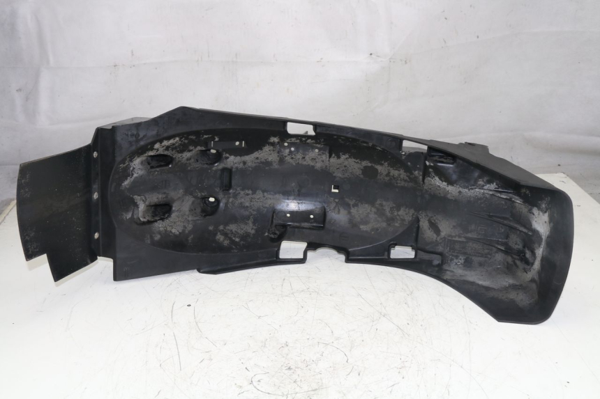 photo de PASE RUEDA TRASERO TRIUMPH TIGER 955 (2001 - 2004)