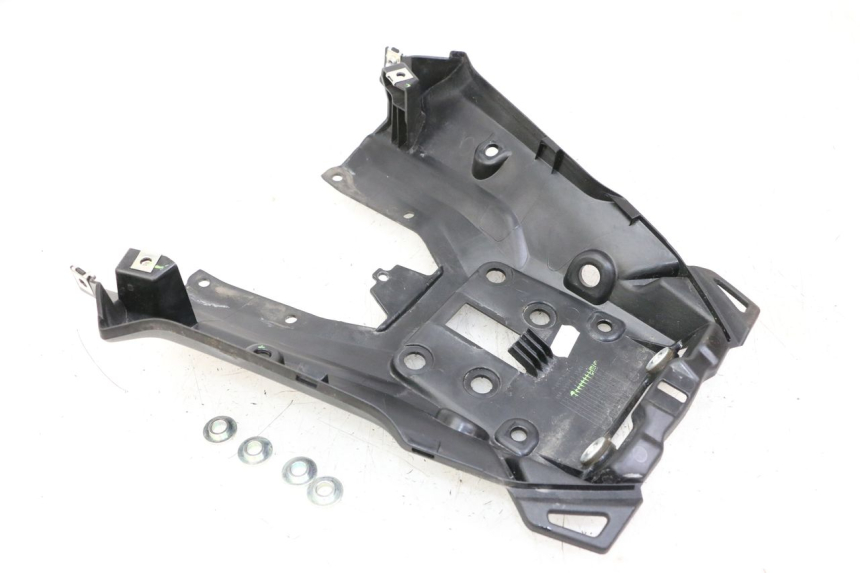 photo de PASE RUEDA TRASERO YAMAHA TRACER 7 700 (2020 - 2024) - Zoom estado de uso