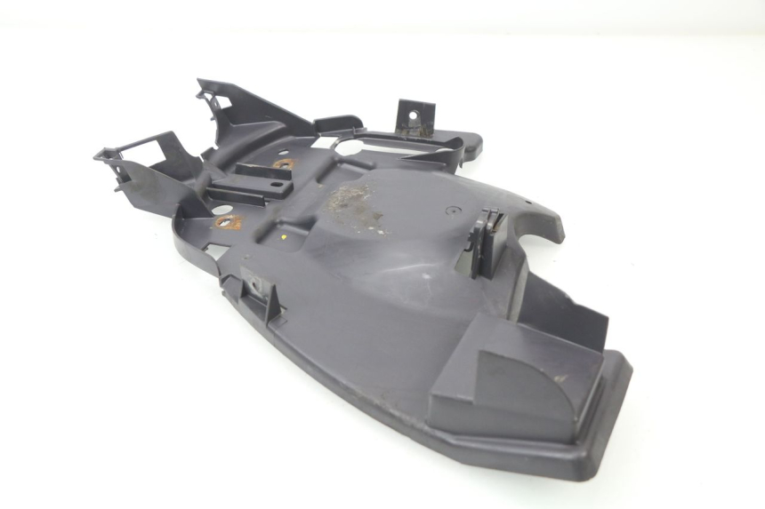 photo de PASE RUEDA TRASERO PEUGEOT VIVACITY 50 (1998 - 2003)