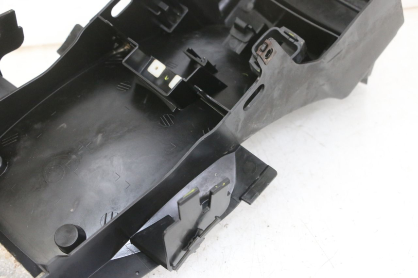 photo de PASE RUEDA TRASERO YAMAHA XJ6 ABS 600 (2008 - 2016)