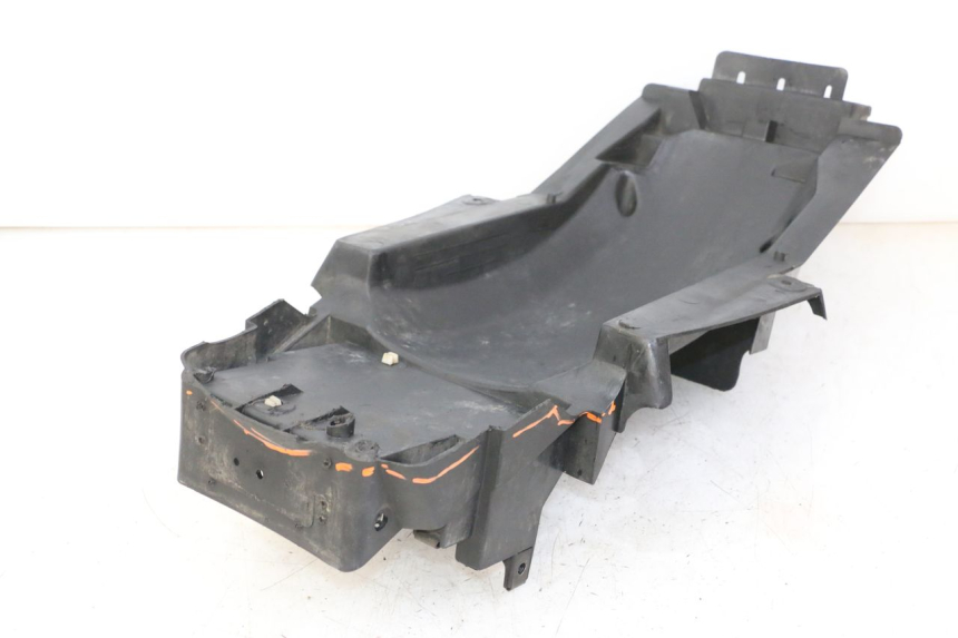 photo de PASE RUEDA TRASERO YAMAHA FZS FAZER 600 (2001 - 2003)