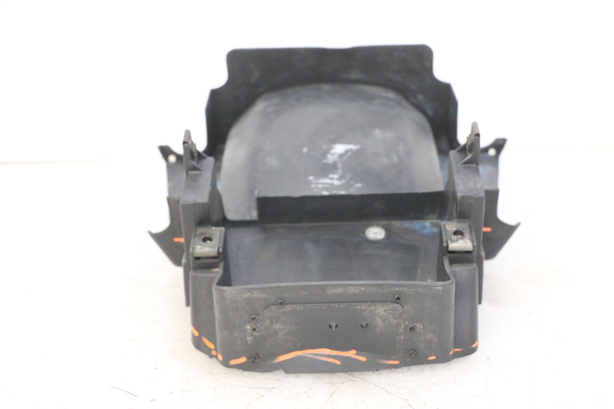 photo de PASE RUEDA TRASERO YAMAHA FZS FAZER 600 (2001 - 2003)