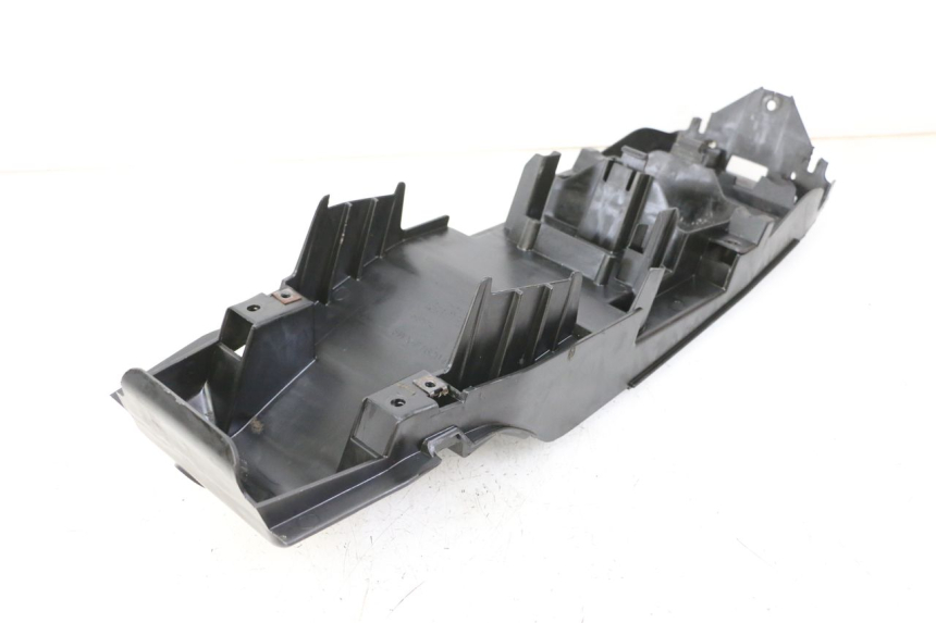 photo de PASE RUEDA TRASERO YAMAHA TZR 50 (2008 - 2016)