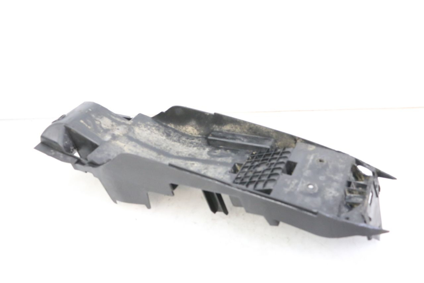 photo de PASE RUEDA TRASERO YAMAHA TZR 50 (2008 - 2016)